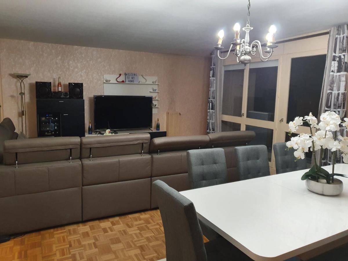 Dans Grand Appart De 113M2 Proche Paris Creil Exterior photo
